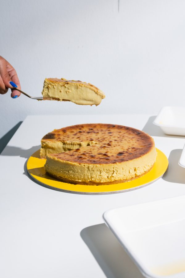 pedazo de tarta pistacho
